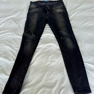 Zara Stylish Black Distressed Jeans